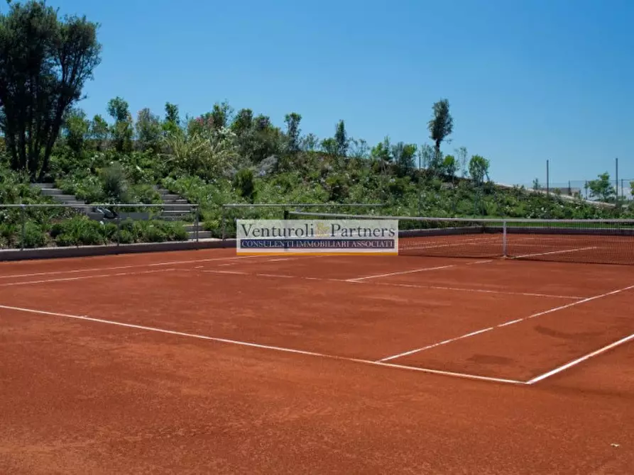 Immagine 34 di Attico in vendita  in strada provinciale 25 a Padenghe Sul Garda