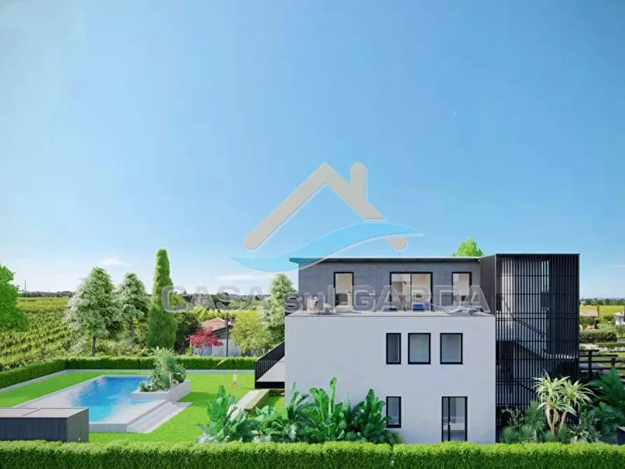 Immagine 7 di Appartamento in vendita  in Via G. Falcone 14 a Peschiera Del Garda