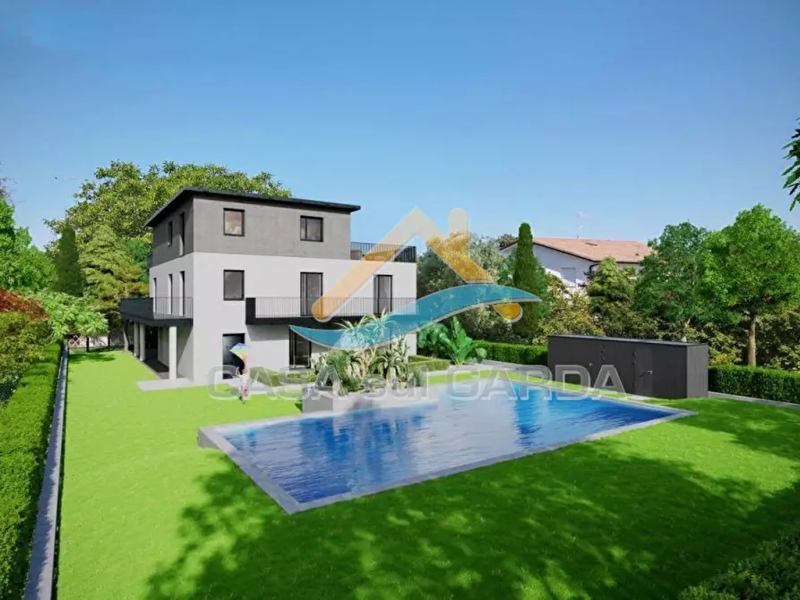 Immagine 10 di Attico in vendita  in Via G. Falcone 14 a Peschiera Del Garda