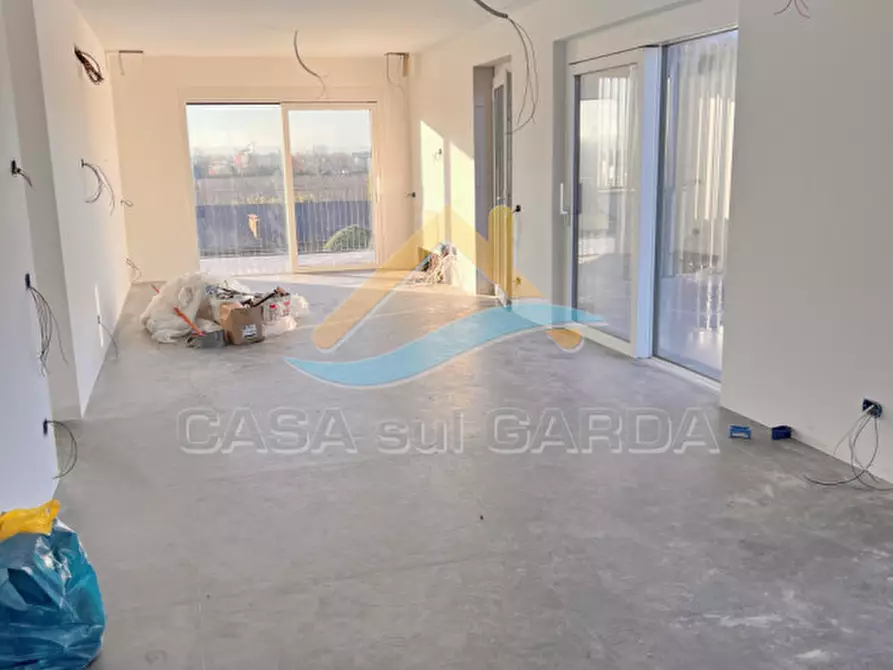 Immagine 20 di Attico in vendita  in Via G. Falcone 14 a Peschiera Del Garda