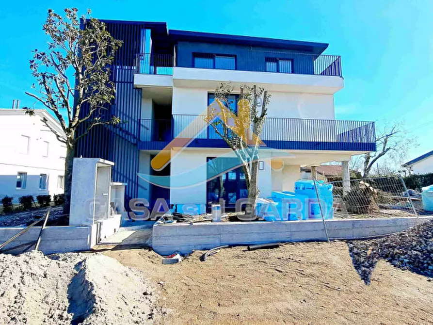 Immagine 26 di Attico in vendita  in Via G. Falcone 14 a Peschiera Del Garda