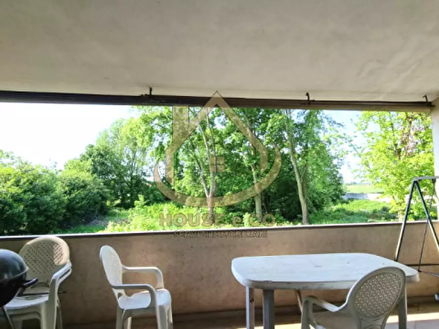 Immagine 2 di Villa in vendita  in Via Grandi a Cilavegna