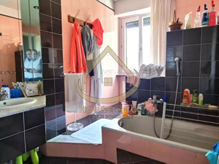 Immagine 26 di Villa in vendita  in Via Grandi a Cilavegna