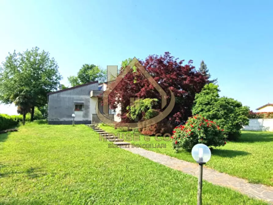 Immagine 44 di Villa in vendita  in Via Grandi a Cilavegna