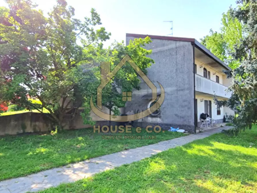 Immagine 52 di Villa in vendita  in Via Grandi a Cilavegna
