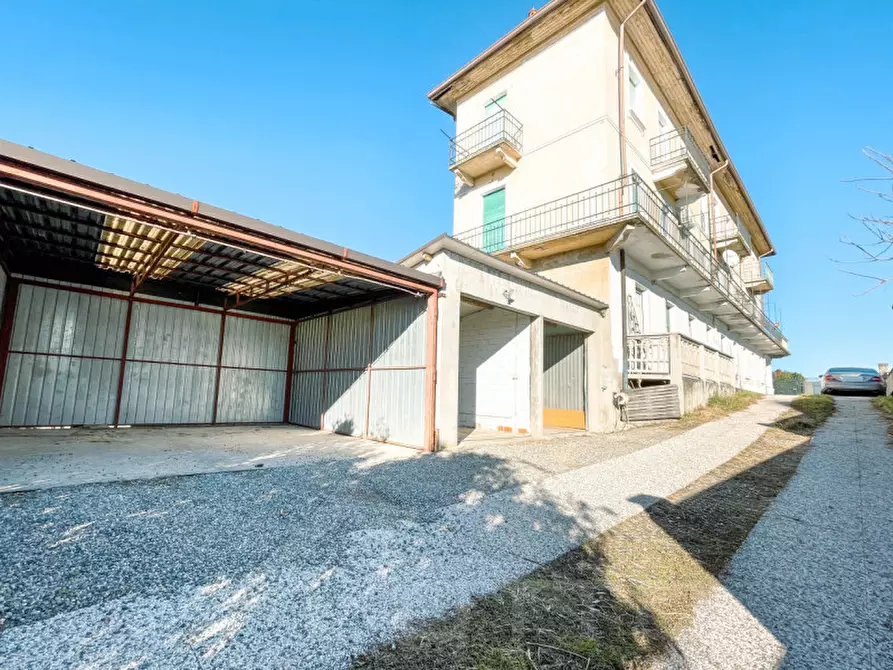 Immagine 11 di Appartamento in vendita  in via rimembranze 12 a Soriso