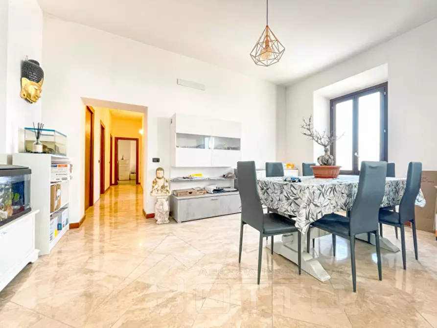 Immagine 1 di Appartamento in vendita  in VIA BELLINI N.27 a Oleggio