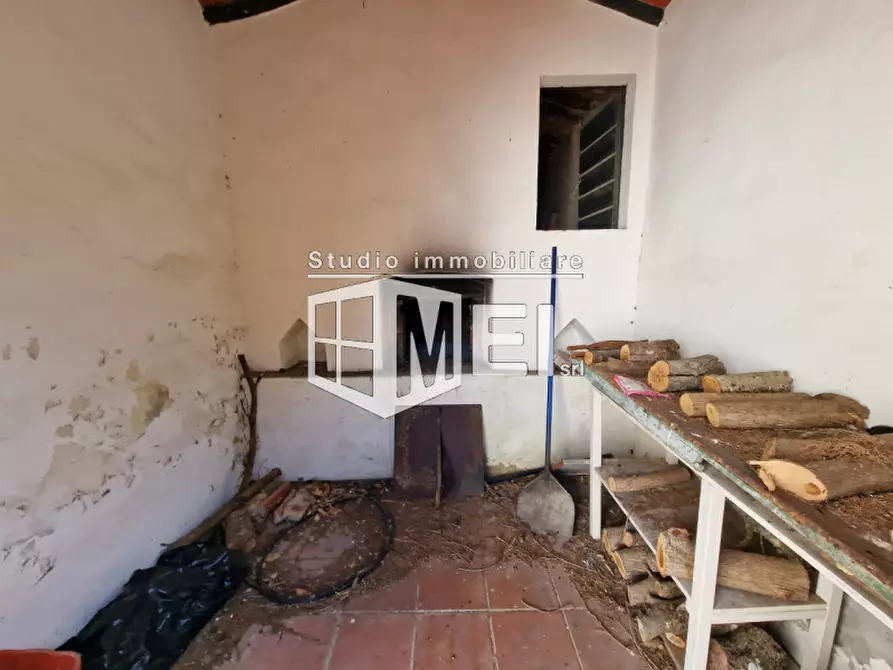 Immagine 22 di Rustico / casale in vendita  in via della Valle Benedetta a Livorno
