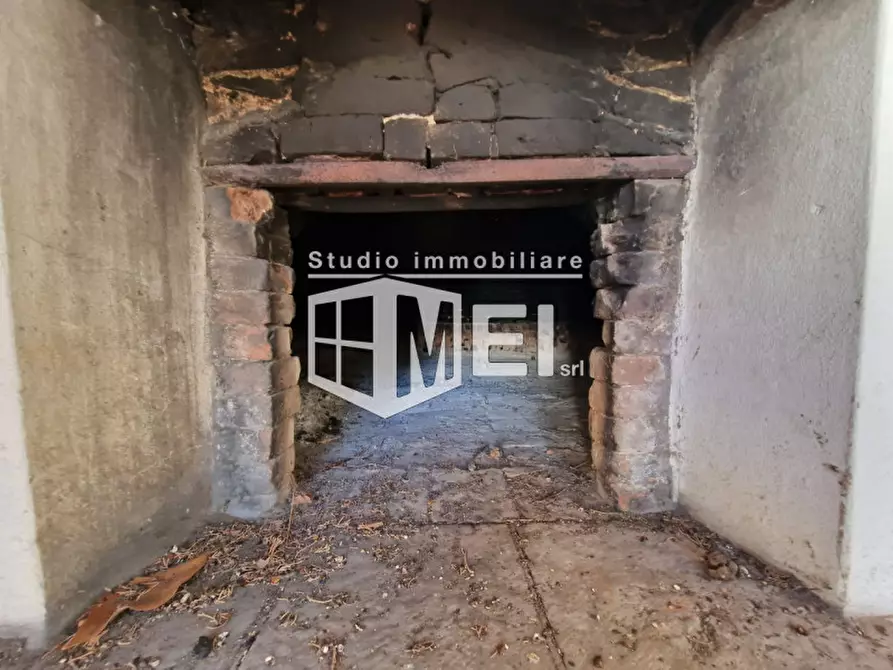 Immagine 25 di Rustico / casale in vendita  in via della Valle Benedetta a Livorno