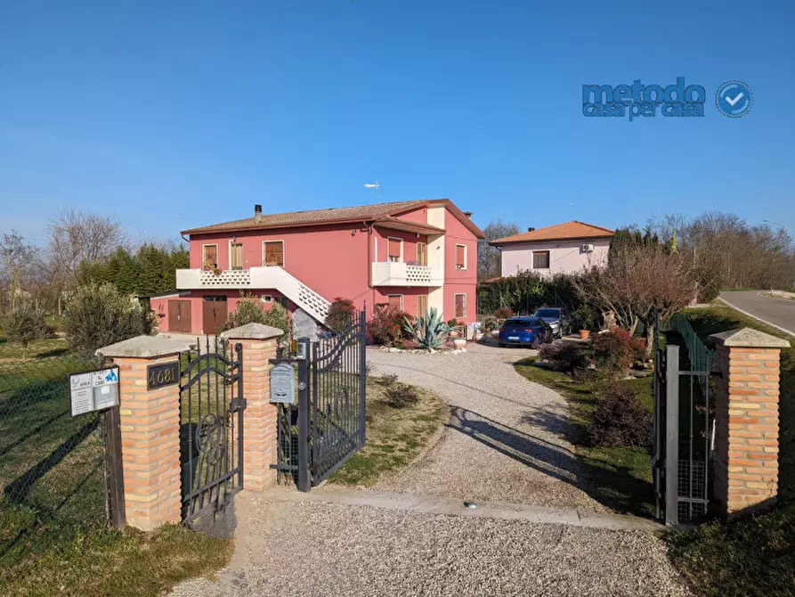 Immagine 27 di Casa indipendente in vendita  a Pincara