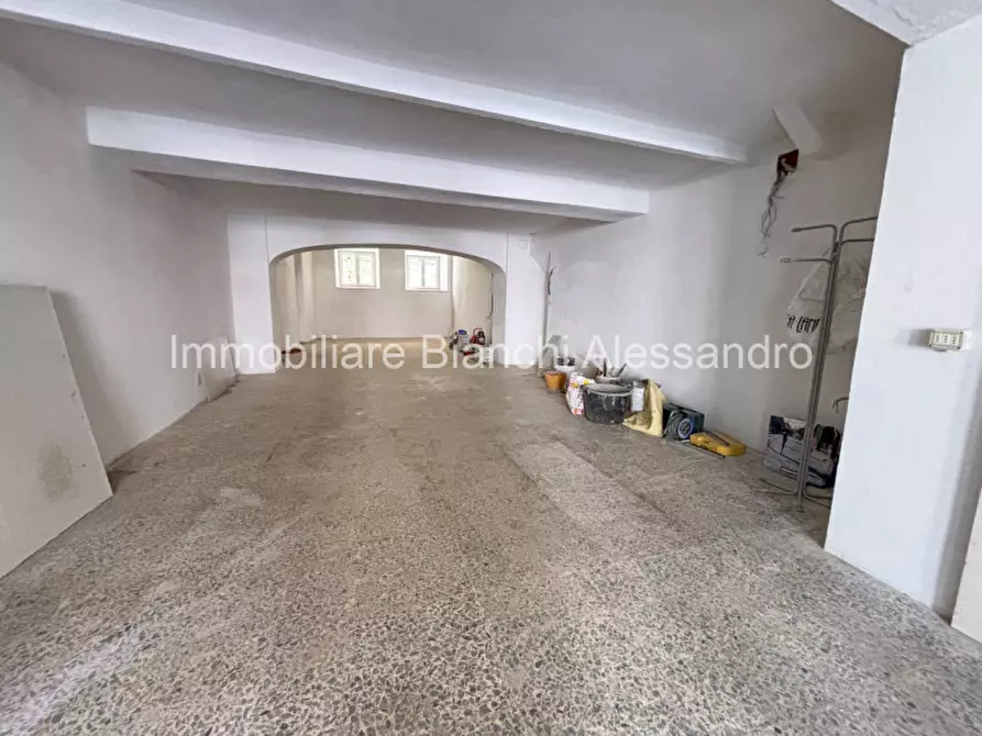 Immagine 5 di Negozio in affitto  in Via Roma a Bagno A Ripoli