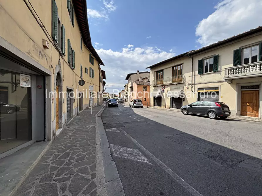 Immagine 6 di Negozio in affitto  in Via Roma a Bagno A Ripoli