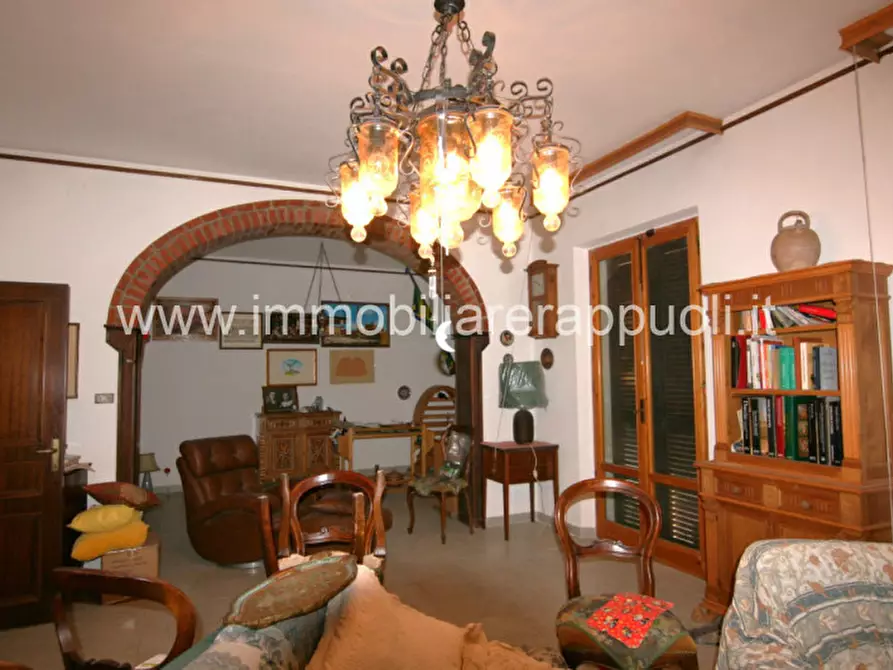 Immagine 6 di Casa indipendente in vendita  a Lucignano