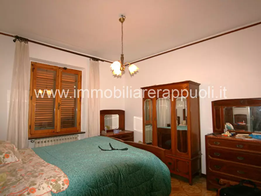 Immagine 7 di Casa indipendente in vendita  a Lucignano