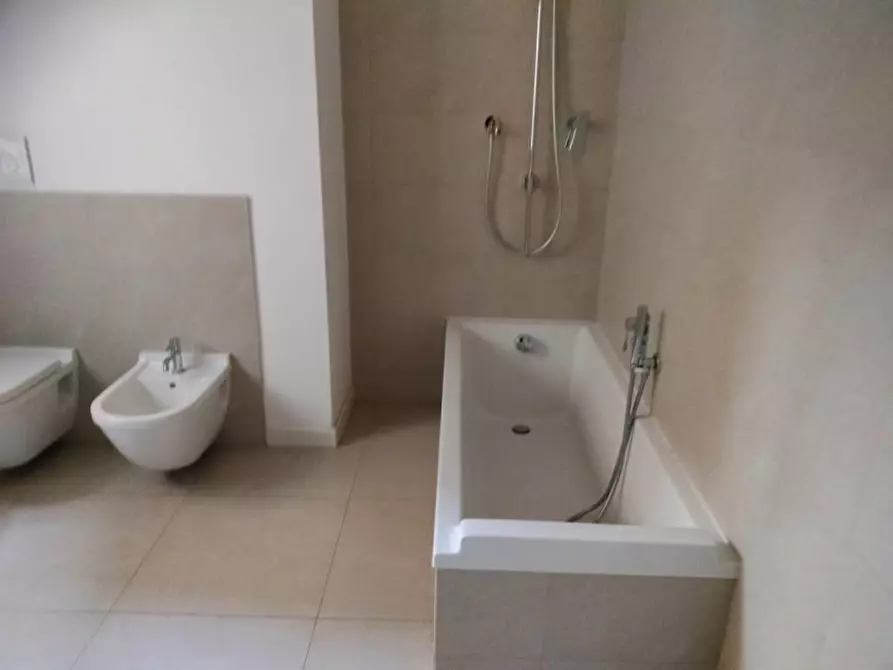 Immagine 12 di Appartamento in vendita  in Corso Andrea Palladio a Vicenza