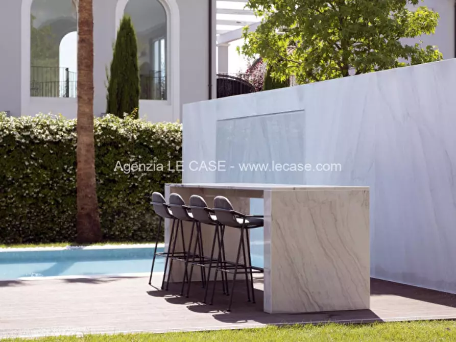 Immagine 7 di Villa in affitto  in via Donati a Forte Dei Marmi