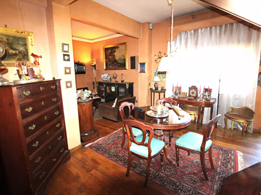 Immagine 6 di Attico in vendita  in Viale Cortina D'ampezzo a Roma