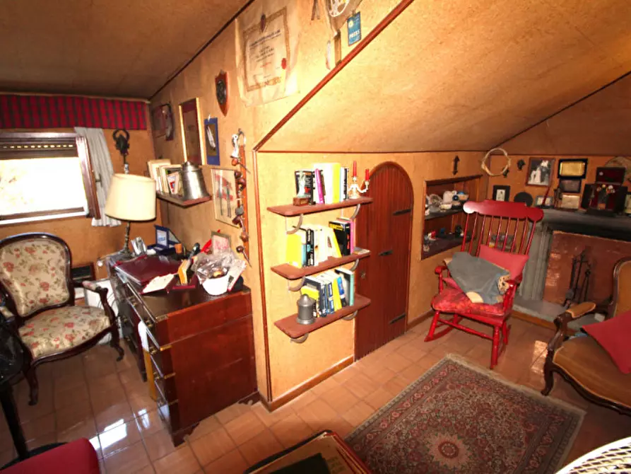 Immagine 19 di Attico in vendita  in Viale Cortina D'ampezzo a Roma