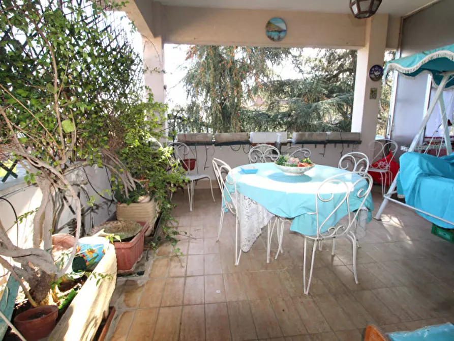 Immagine 37 di Attico in vendita  in Viale Cortina D'ampezzo a Roma