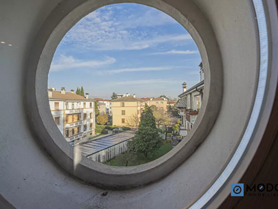 Immagine 3 di Appartamento in vendita  in Via Alfieri a Vicenza