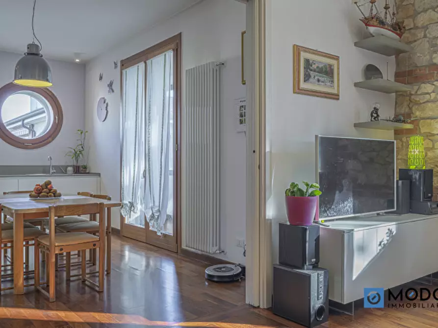 Immagine 12 di Appartamento in vendita  in Via Alfieri a Vicenza