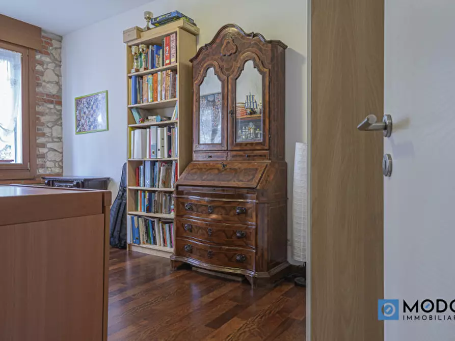 Immagine 16 di Appartamento in vendita  in Via Alfieri a Vicenza