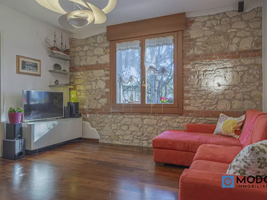 Immagine 18 di Appartamento in vendita  in Via Alfieri a Vicenza