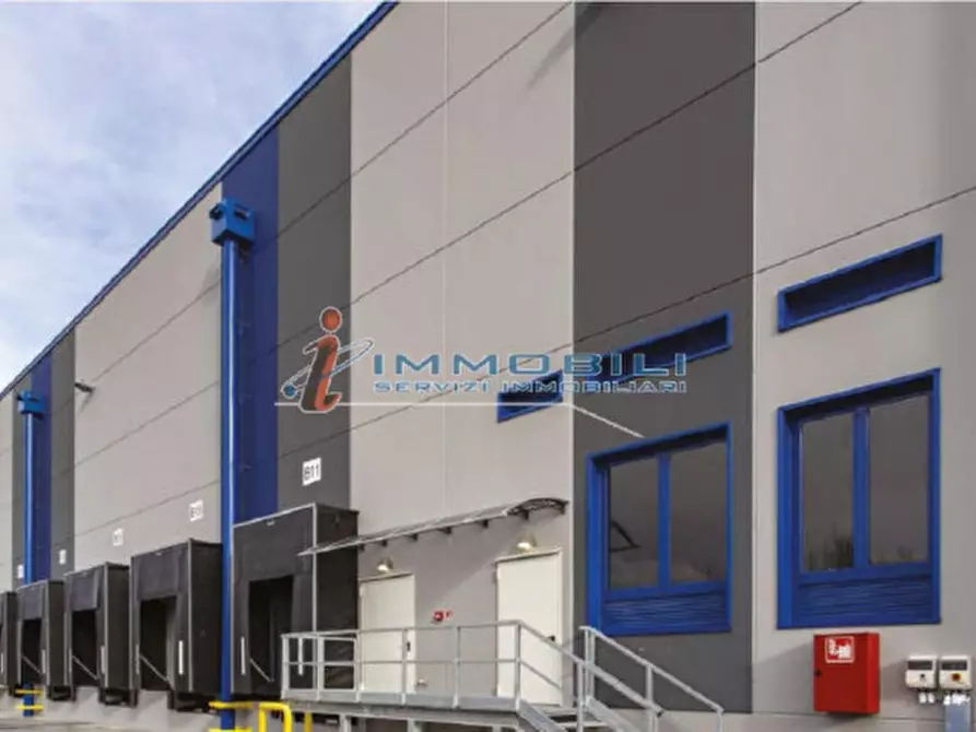 Immagine 6 di Capannone industriale in affitto  in VIA PINDEMONTE a Piacenza