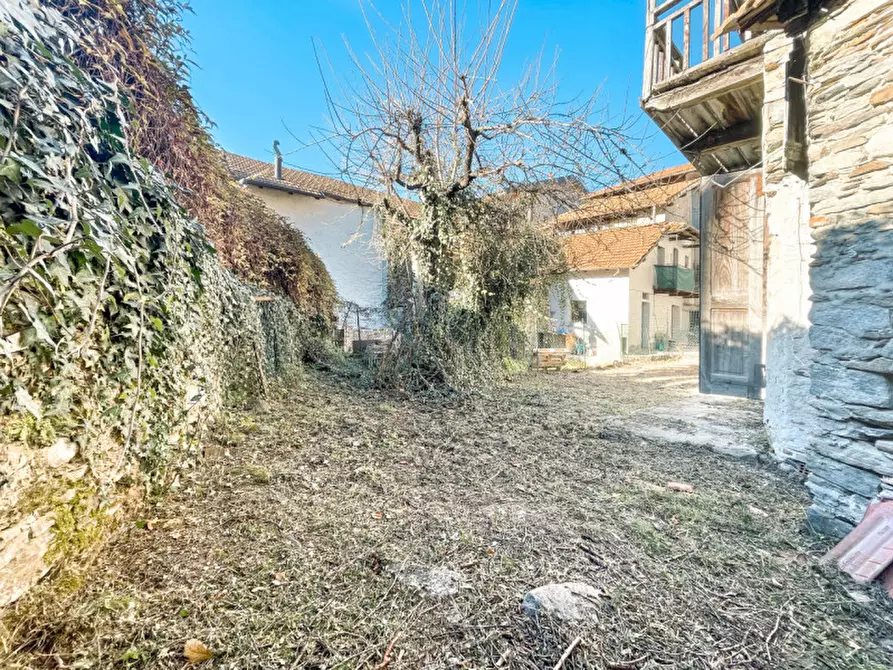 Immagine 7 di Rustico / casale in vendita  in via castello 8 a Gignese