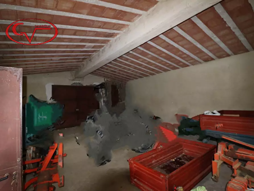 Immagine 9 di Capannone industriale in vendita  in selva a Montevarchi