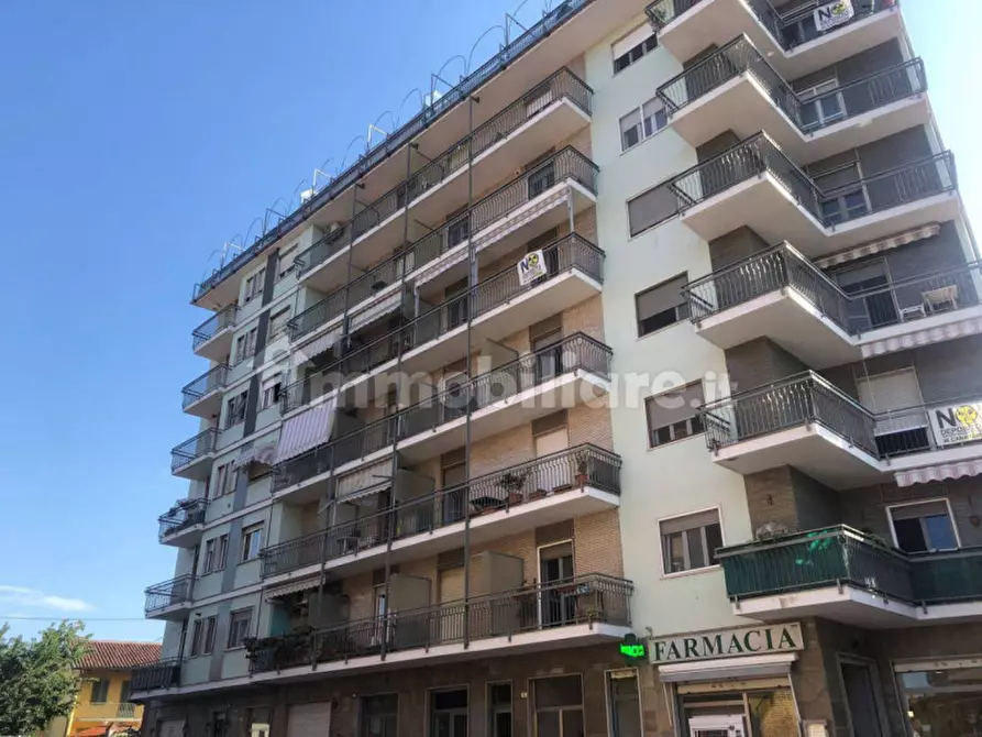 Immagine 1 di Appartamento in vendita  in PIAZZA ROMA 6 a Rondissone