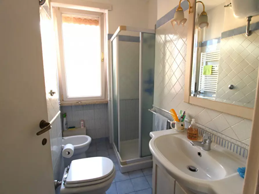 Immagine 22 di Appartamento in vendita  in Piazzale Delle Medaglie D'oro a Roma