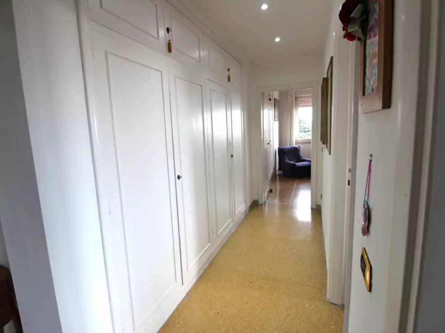 Immagine 26 di Appartamento in vendita  in Piazzale Delle Medaglie D'oro a Roma