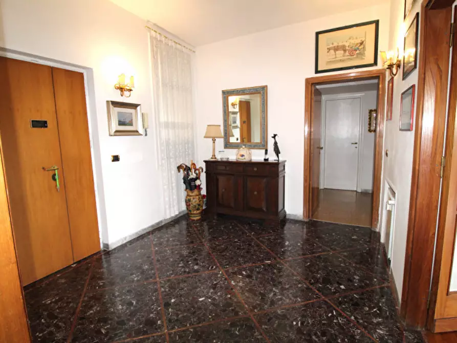 Immagine 29 di Appartamento in vendita  in Piazzale Delle Medaglie D'oro a Roma