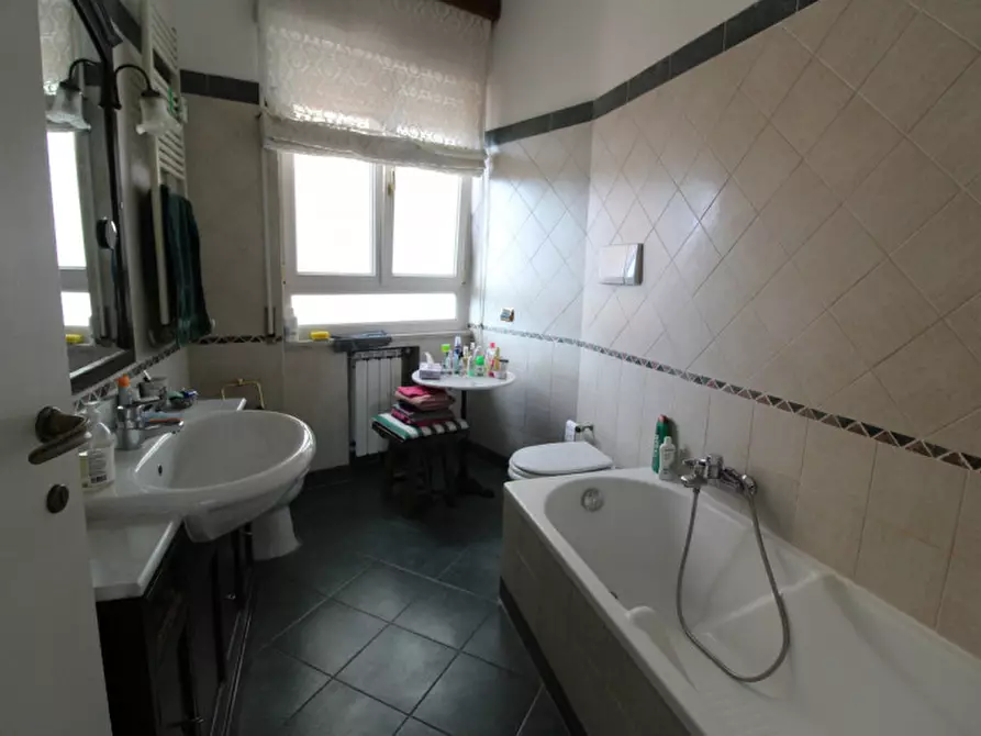 Immagine 30 di Appartamento in vendita  in Piazzale Delle Medaglie D'oro a Roma