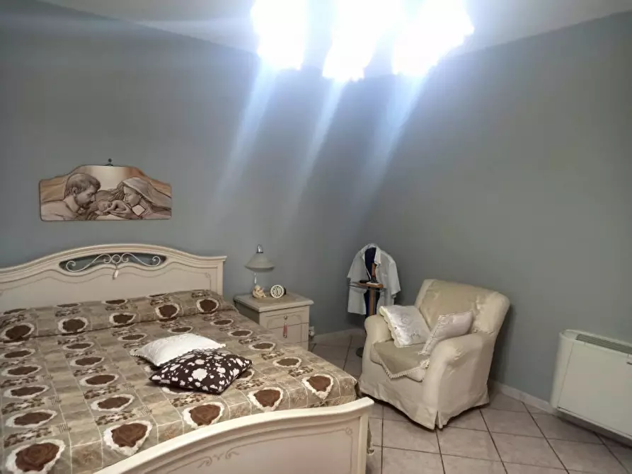 Immagine 22 di Palazzo in vendita  in via sandro botticelli a Rignano Flaminio