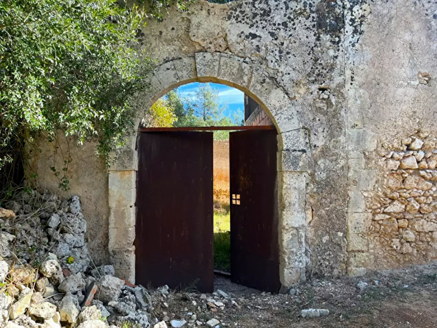 Immagine 15 di Rustico / casale in vendita  in cavagrande a Avola