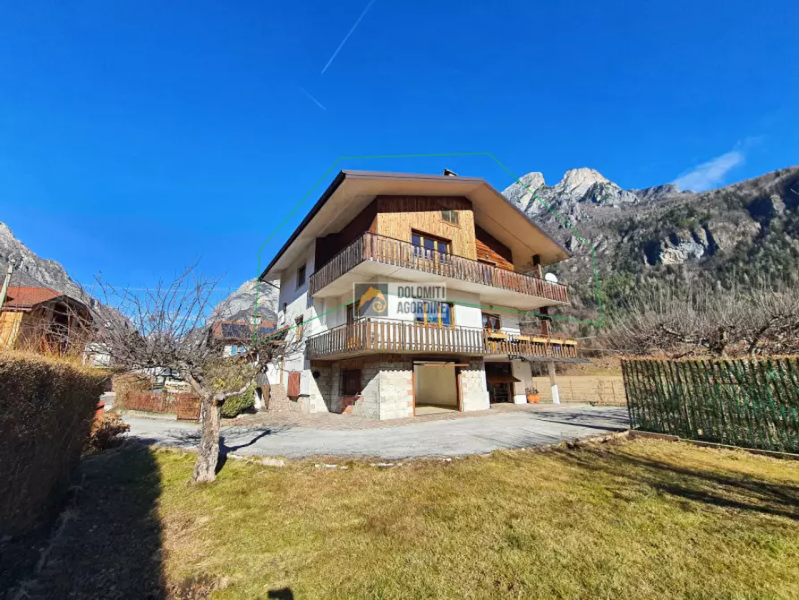 Immagine 1 di Appartamento in vendita  in Via Col di Lana a Taibon Agordino