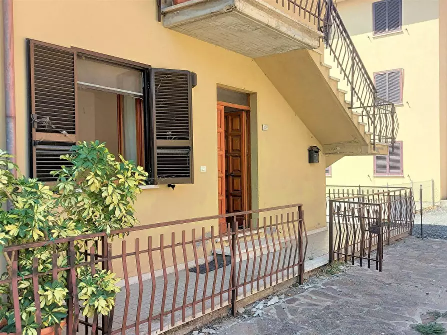 Immagine 1 di Appartamento in vendita  in via Mario Lucertini, N. 22 a Passignano Sul Trasimeno