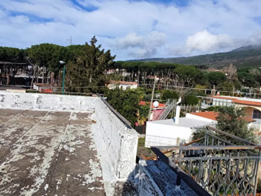 Immagine 20 di Villa in vendita  in VIA PISANI a Torre Del Greco