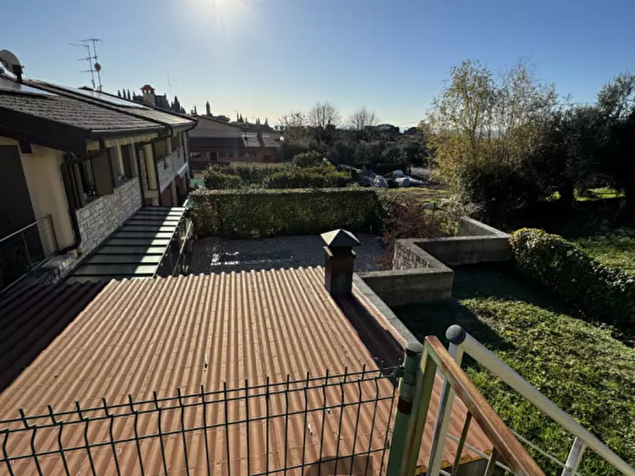 Immagine 2 di Casa trifamiliare in vendita  in via raffaello toscolano maderno a Toscolano-Maderno
