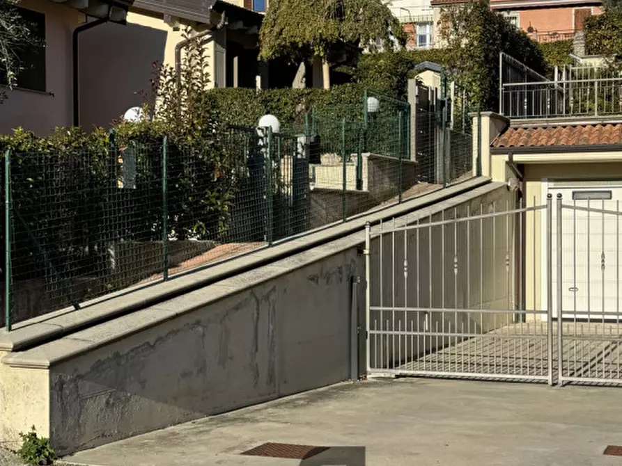 Immagine 8 di Casa trifamiliare in vendita  in via raffaello toscolano maderno a Toscolano-Maderno