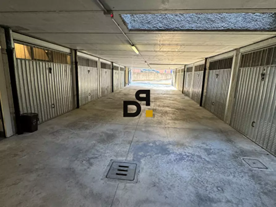 Immagine 18 di Casa trifamiliare in vendita  in via raffaello toscolano maderno a Toscolano-Maderno