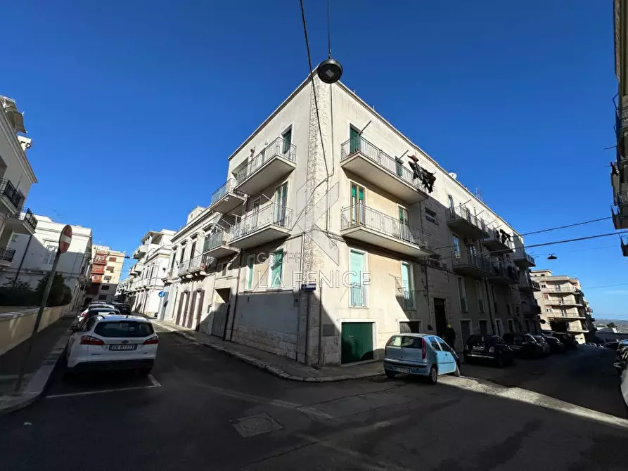 Immagine 1 di Appartamento in vendita  a Martina Franca