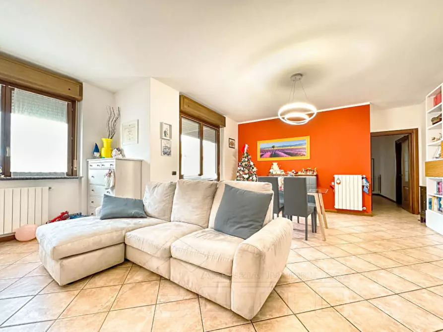 Immagine 1 di Appartamento in vendita  in Via Maggiate 43 a Borgomanero