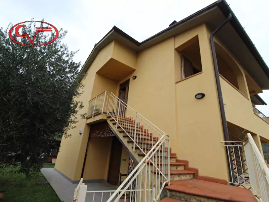 Immagine 1 di Appartamento in vendita  in malva a Loro Ciuffenna
