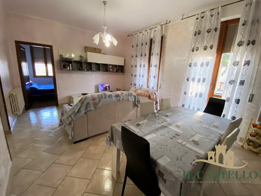 Immagine 1 di Appartamento in vendita  in Via Nino Bixio a Castiglione Del Lago