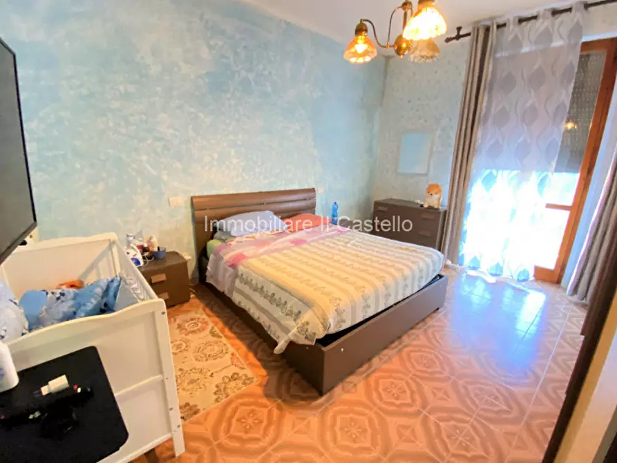 Immagine 10 di Appartamento in vendita  in Via Nino Bixio a Castiglione Del Lago