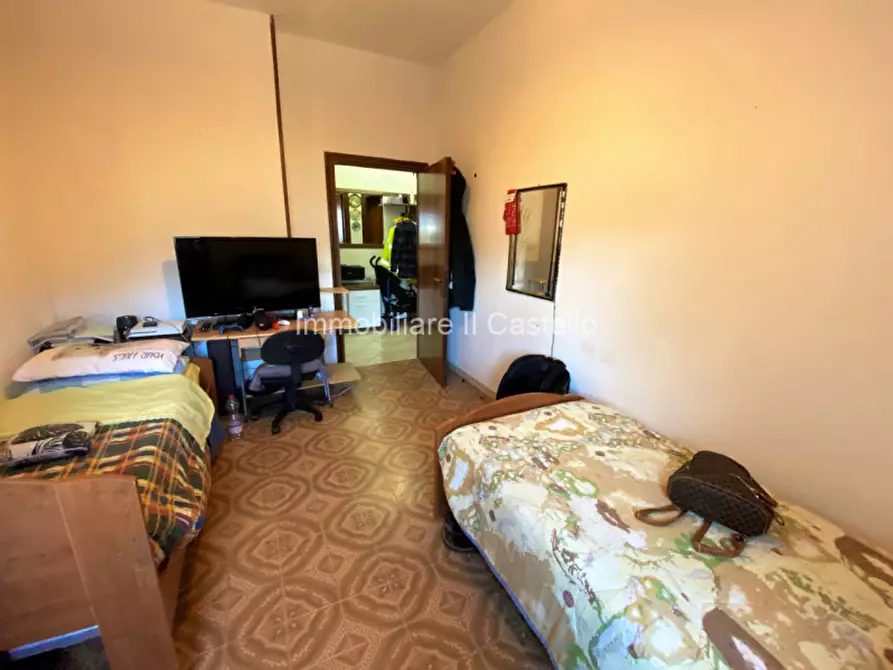 Immagine 15 di Appartamento in vendita  in Via Nino Bixio a Castiglione Del Lago