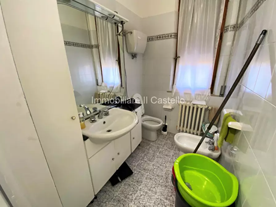 Immagine 16 di Appartamento in vendita  in Via Nino Bixio a Castiglione Del Lago